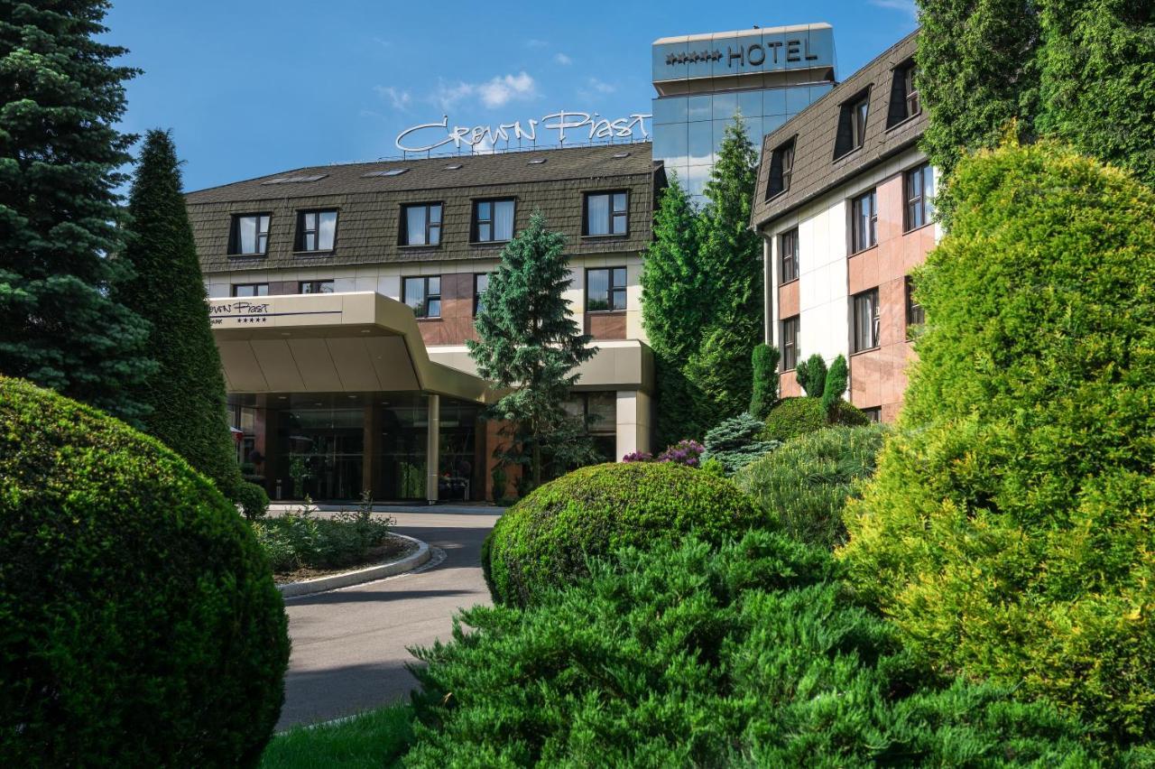 Booking Hotel Crown Piast & Spa Krakow Exterior photo